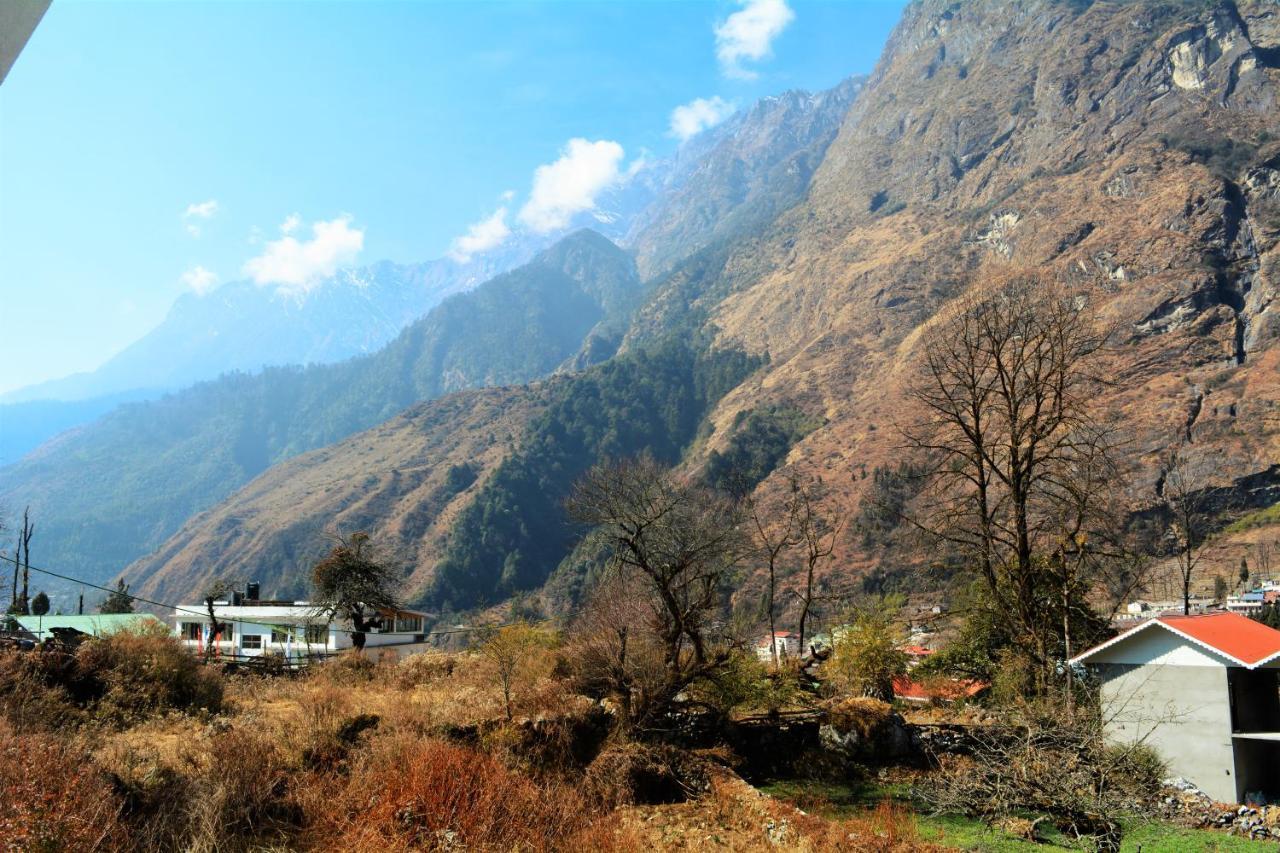 Готель Rufina Lachung De'Crown Екстер'єр фото